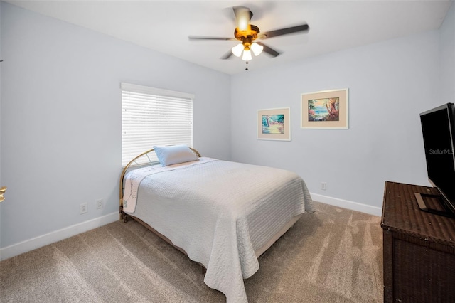 1033 Tuscany Dr, Trinity, FL 34655 - carpeted bedroom featuring baseboards and ceiling fan