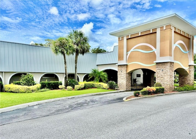 view of building exterior