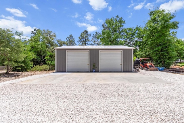 view of detached garage