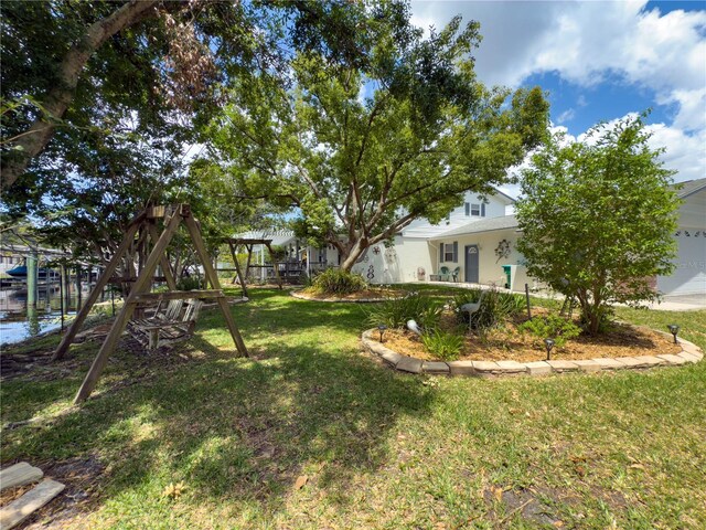 75 N Canal Dr, Palm Harbor, FL 34684 - view of yard