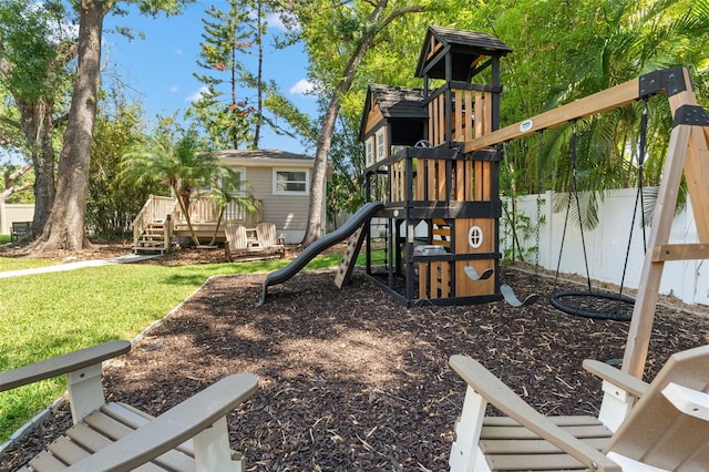 520 Lafayette Blvd, Oldsmar, FL 34677 - view of play area with fence and a wooden deck