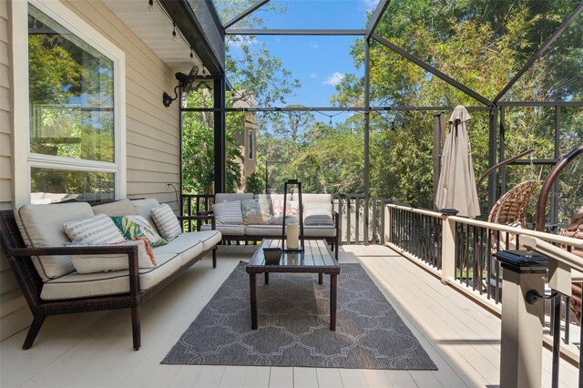 520 Lafayette Blvd, Oldsmar, FL 34677 - sunroom / solarium with a wealth of natural light and outdoor lounge area