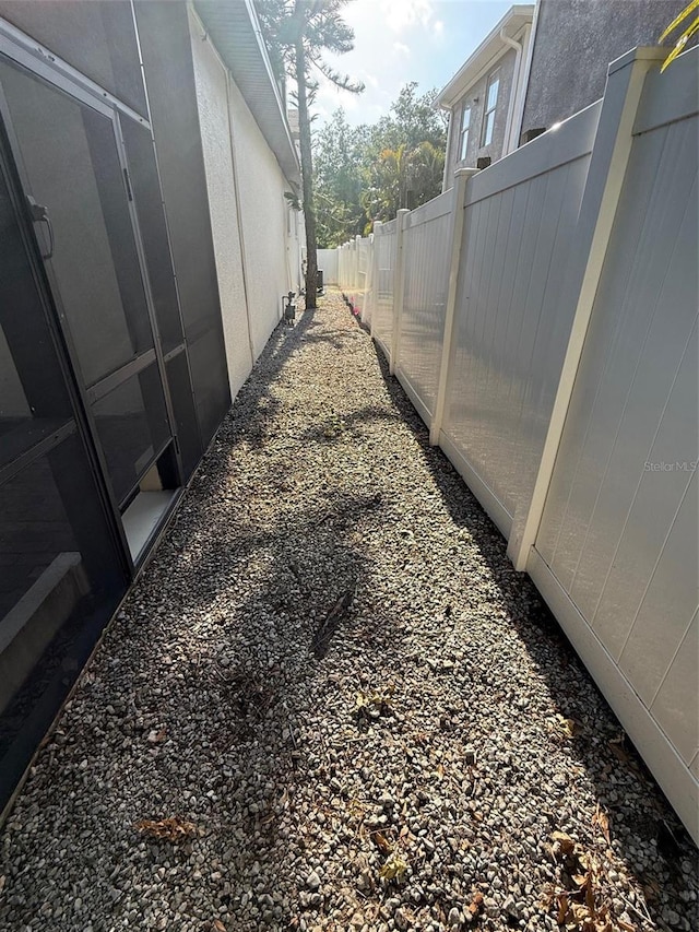 210 S Hale Ave, Tampa, FL 33609 - view of yard