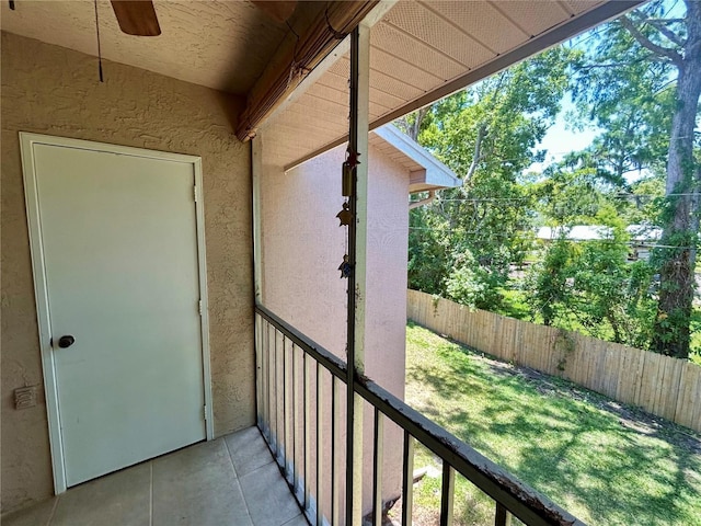 balcony with a ceiling fan