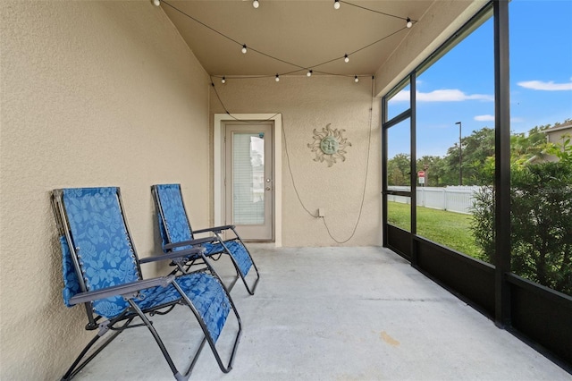 21167 Pleasant Plains Pkwy, Land O Lakes, FL 34637 - view of sunroom / solarium