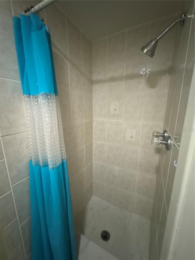 5316 Drift Tide Dr, New Port Richey, FL 34652 - full bathroom with a stall shower