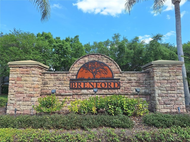 19855 Ellendale Dr, Land O Lakes, FL 34638 - view of community sign