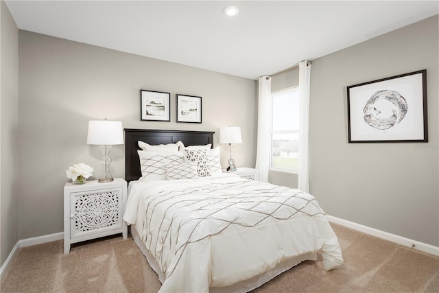 bedroom featuring carpet floors, recessed lighting, and baseboards