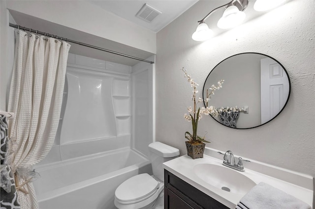 full bathroom with shower / bath combo with shower curtain, toilet, visible vents, and vanity
