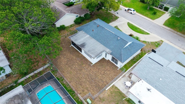 aerial view of property and surrounding area