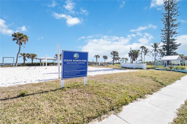 5232 Luisa Ct, Saint Cloud, FL 34771 - surrounding community featuring a lawn