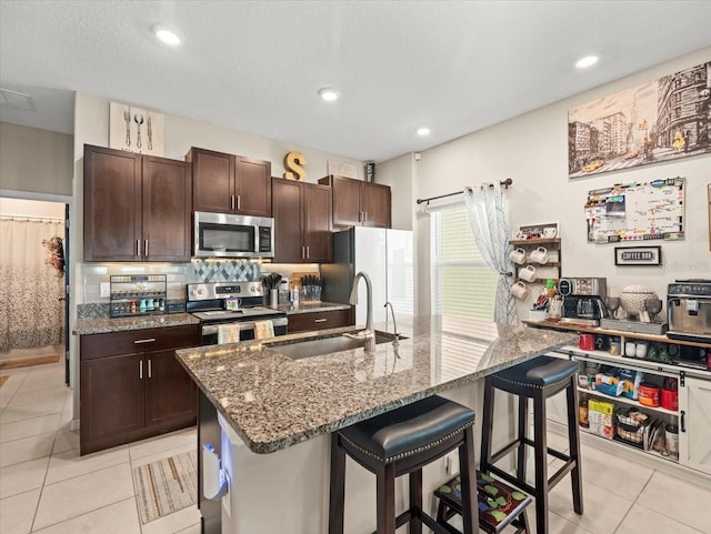 4740 Tuscan Loon Dr, Tampa, FL 33619 - photo 4