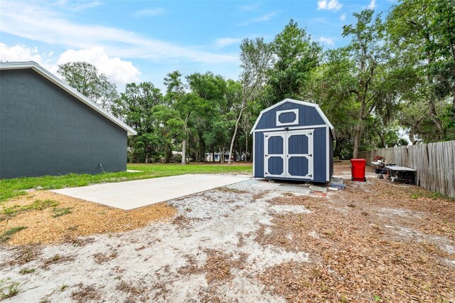 1161 Crk 443, Lake Panasoffkee, FL 33538 - view of shed featuring fence