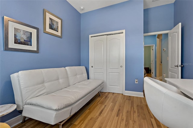 11401 Quiet Forest Dr, Tampa, FL 33635 - living area with light wood finished floors and baseboards