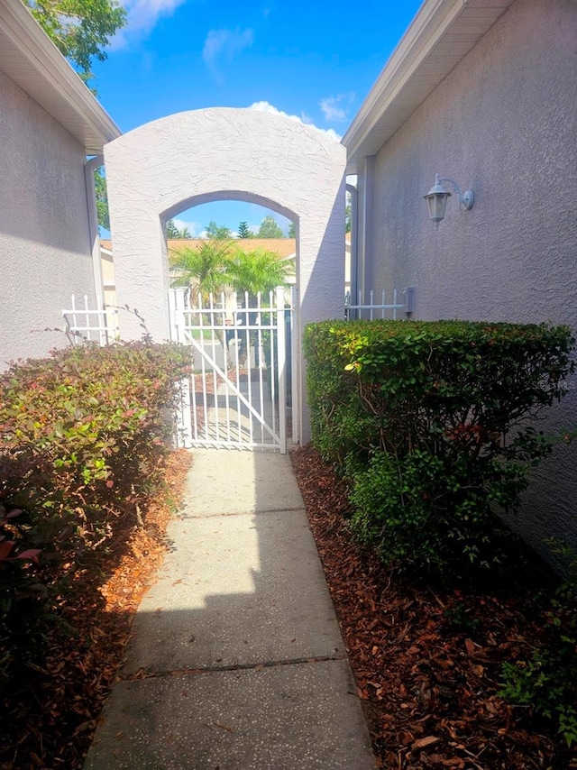 20720 Eustis Rd, Land O Lakes, FL 34637 - view of home's community featuring a gate