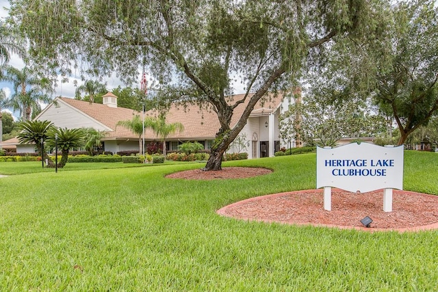 4837 Boonesboro Ct, New Port Richey, FL 34655 - view of property's community featuring a yard
