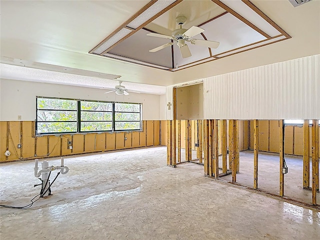 4420 Marine Pkwy, New Port Richey, FL 34652 - unfurnished room with a ceiling fan and wainscoting