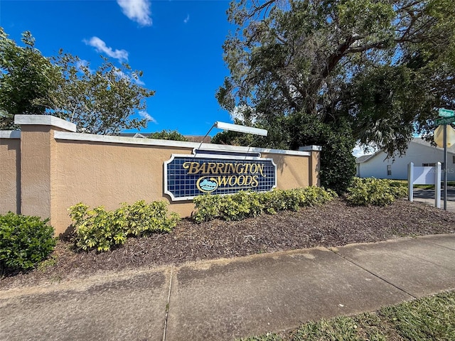 13627 Glaze Brook Dr, Hudson, FL 34667 - view of community / neighborhood sign