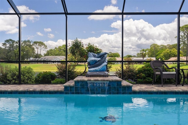 outdoor pool with a lanai
