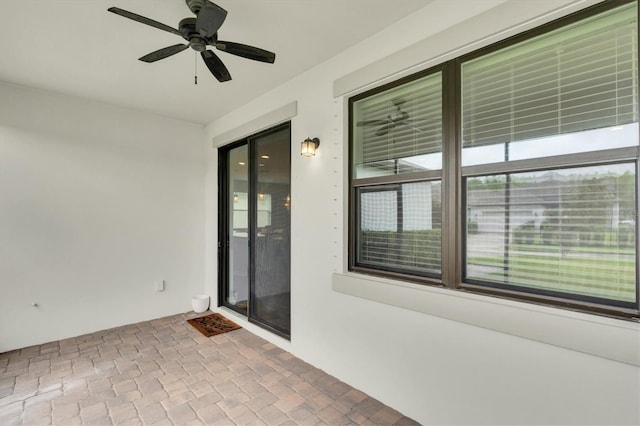 12854 Rangeland Blvd, Odessa, FL 33556 - view of patio / terrace with ceiling fan