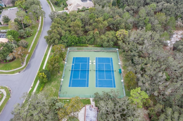 aerial view of property and surrounding area