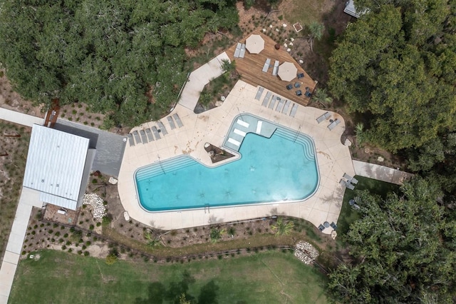 3767 Dragonfly Trl, Odessa, FL 33556 - aerial view of property and surrounding area with a pool