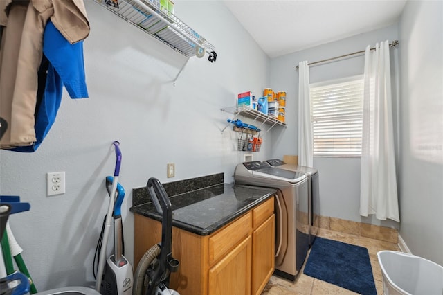 laundry room featuring independent washer and dryer