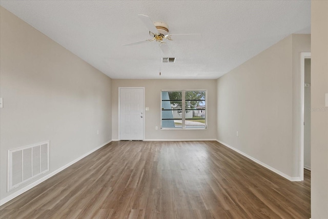 9744 Rainelle Ln, Port Richey, FL 34668 - photo 11