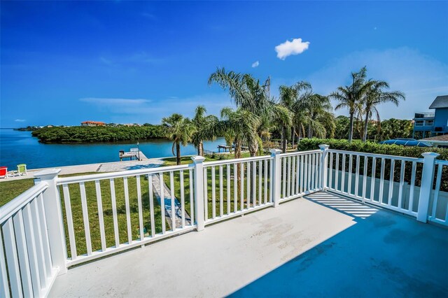 1620 Sea Breeze Dr, Tarpon Springs, FL 34689 - balcony featuring a water view