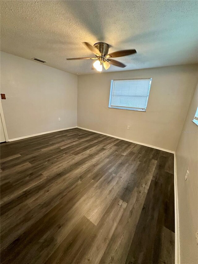 10014 Kingswood Ln, Port Richey, FL 34668 - photo 10
