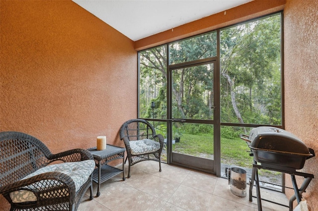 1108 Blackwater Dr, Wesley Chapel, FL 33543 - view of sunroom / solarium