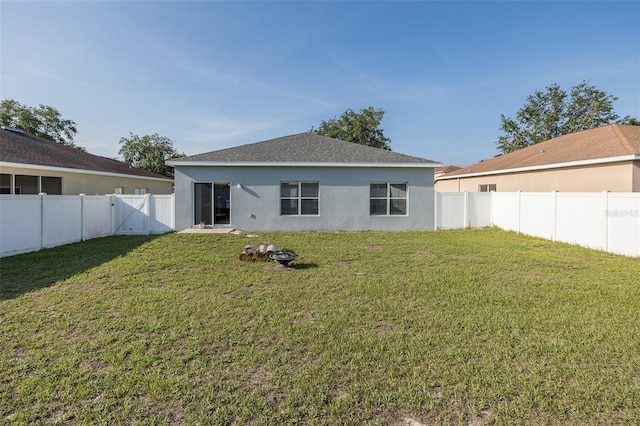 15159 Durango Cir, Brooksville, FL 34604 - back of house with stucco siding