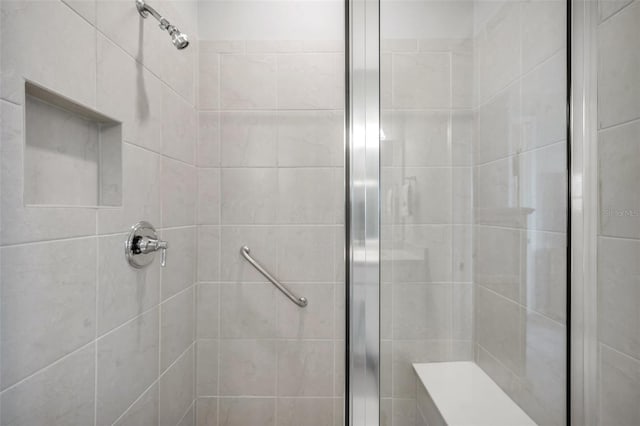 8431 Ocean Tides Cv, Parrish, FL 34219 - full bath featuring a stall shower