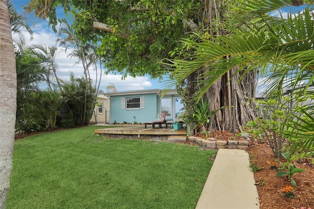 4942 Blue Heron Dr, New Port Richey, FL 34652 - view of green lawn