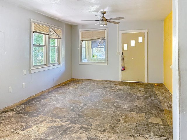 1324 SE 4th Ave, Gainesville, FL 32641 - entryway featuring ceiling fan