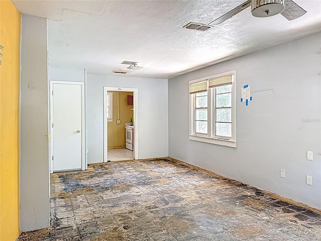 1324 SE 4th Ave, Gainesville, FL 32641 - view of unfurnished room