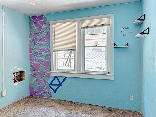 1324 SE 4th Ave, Gainesville, FL 32641 - unfurnished room featuring carpet