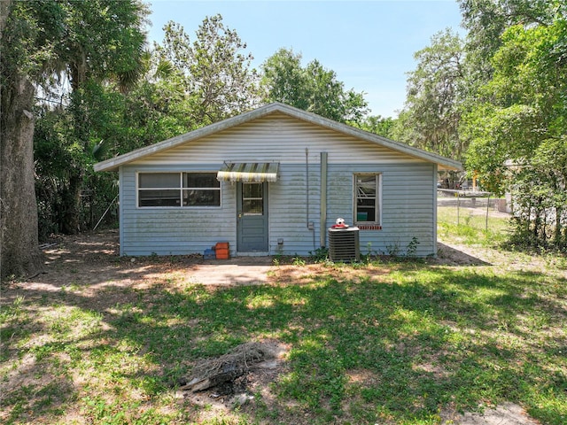1324 SE 4th Ave, Gainesville, FL 32641 - rear view of house featuring central air condition unit