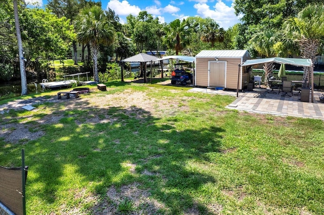 6230 Island Dr, Weeki Wachee, FL 34607