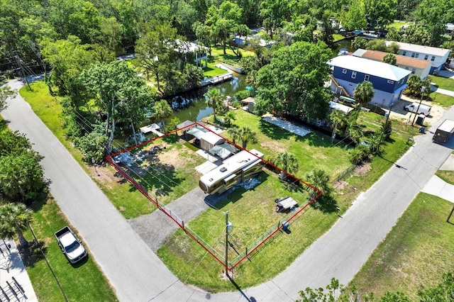 6230 Island Dr, Weeki Wachee, FL 34607