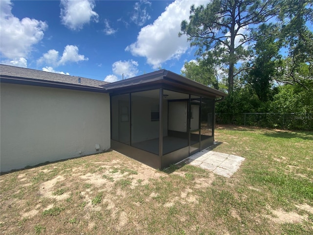 11392 Beechdale Ave, Spring Hill, FL 34608 - view of yard featuring a sunroom