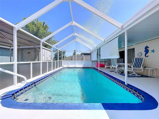 10111 Glen Moor Ln, Port Richey, FL 34668 - view of pool with a patio area and a lanai