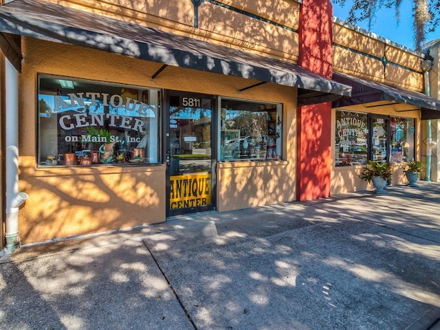 5627 Ferguson Ct Unit 1303, New Port Richey, FL 34652 - view of property entrance