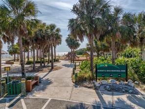 6981 Edgewater Dr, New Port Richey, FL 34652
