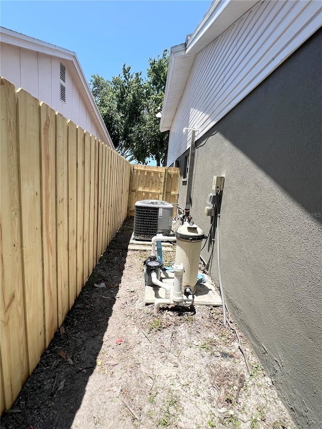 3304 Honeymoon Ln, Holiday, FL 34691 - view of yard with cooling unit
