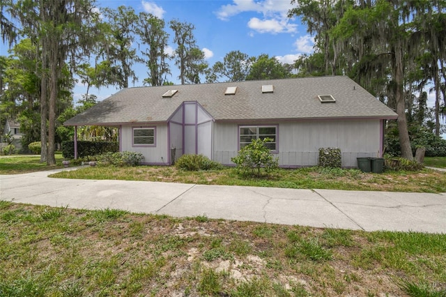 8755 Marigold Dr, New Port Richey, FL 34654 - view of front facade
