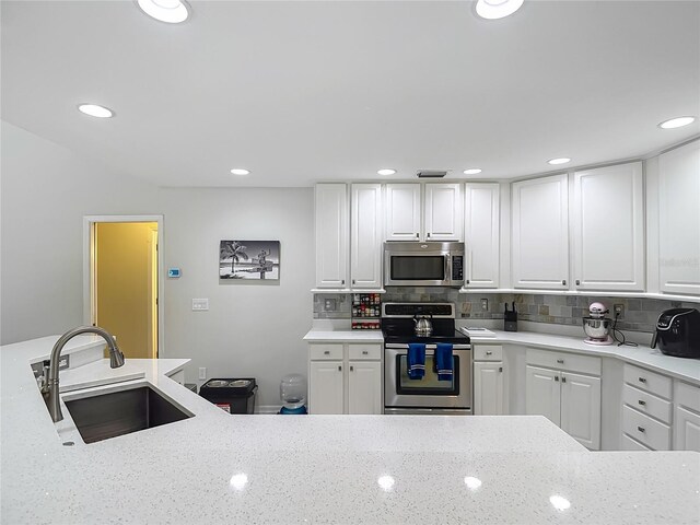 18902 Saint Laurent Dr, Lutz, FL 33558 - photo 33