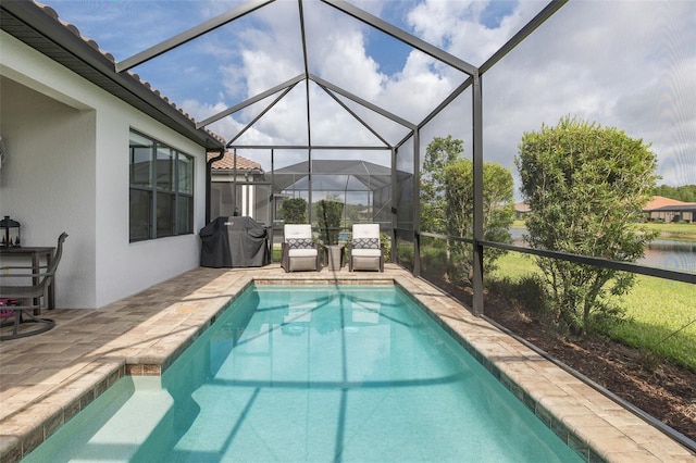3051 Francoa Dr, Odessa, FL 33556 - outdoor pool with area for grilling, a patio, and a lanai
