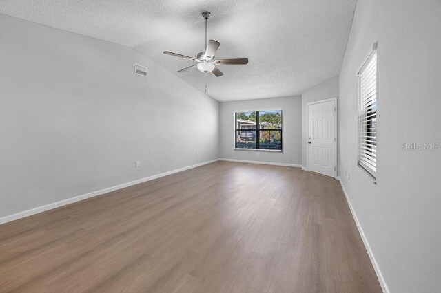 4856 Colonnades Cir W, Lakeland, FL 33811 - photo 4