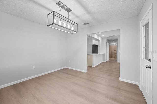 4856 Colonnades Cir W, Lakeland, FL 33811 - photo 17